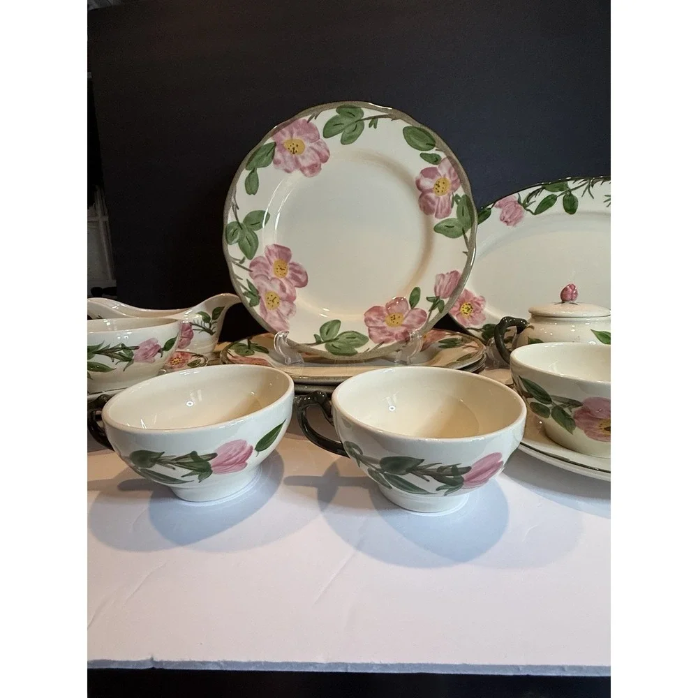 Franciscan Desert Rose 1995 Dinnerware Set 16 Pc Johnson Bros Plates Cups Gravy